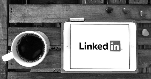 Your linked in profile is your branding tag