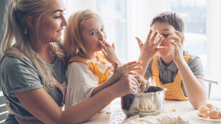 10 Creative Ways for Millennial Moms to Engage with Their Kids